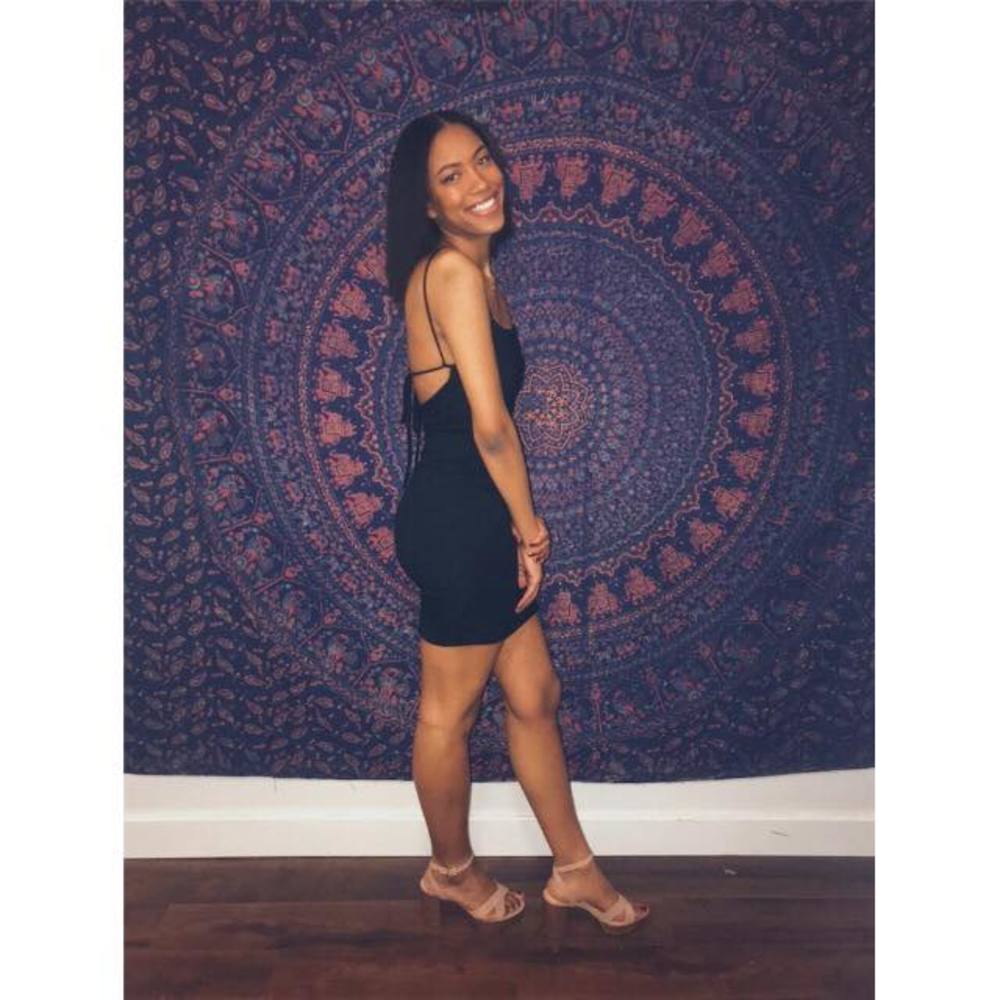 Meet your Posher, Camille
